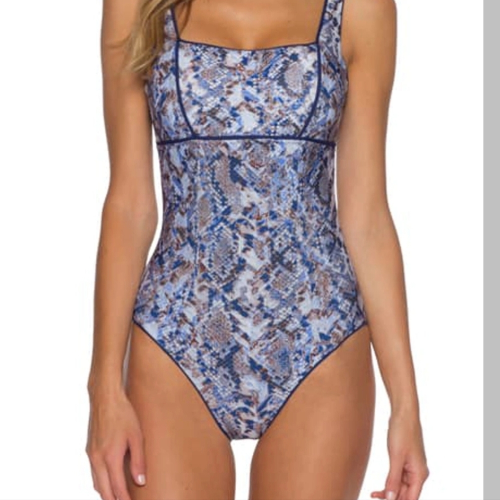 BECCA one piece Animal kingdom suit